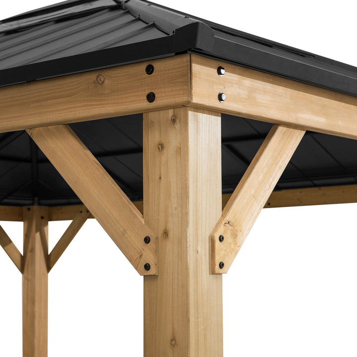 Zedernholz Gazebo ERNIR - 393cm x 452cm