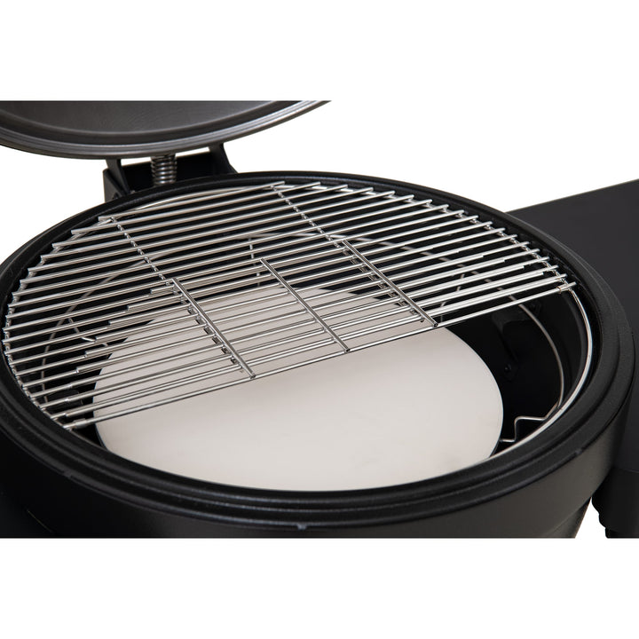 Egg-shaped grill with pizza plate, black